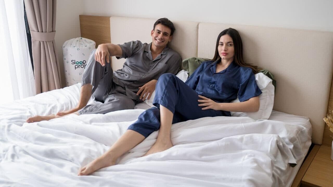 Unisex pyjama sets